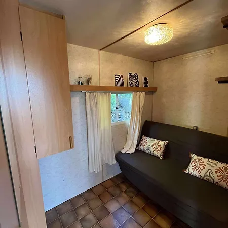 مكان تخييم Mobilhomes Avec Piscine Privee Dans Le لو موي